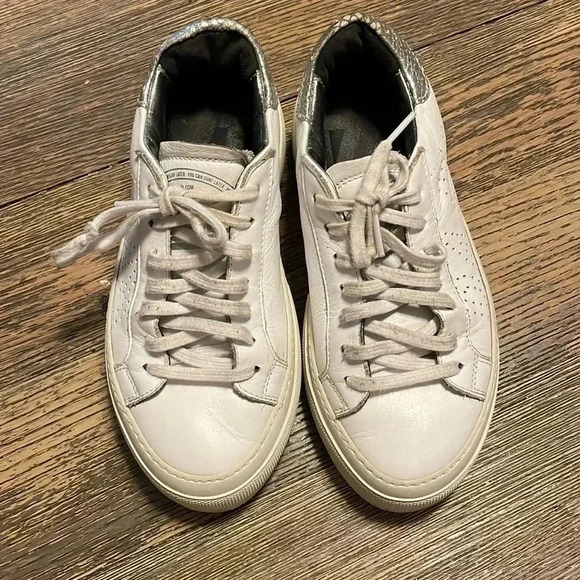 P448 White‎ Leather Sneakers Low Top Casual Shoes Silver Trim Size 36 - Picture 1 of 8